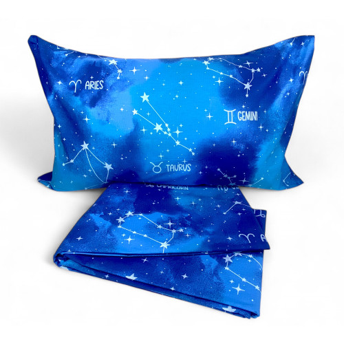 Completo lenzuola blu con segni zodiacali mistici su letto – cotone italiano